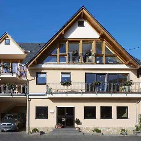 Weingut Eduard Kroth Briedel Exterior foto